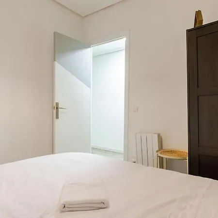 Alboko Apartment *