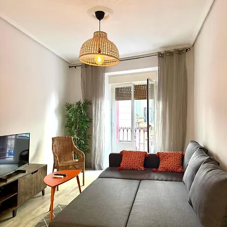 Apartament Alboko